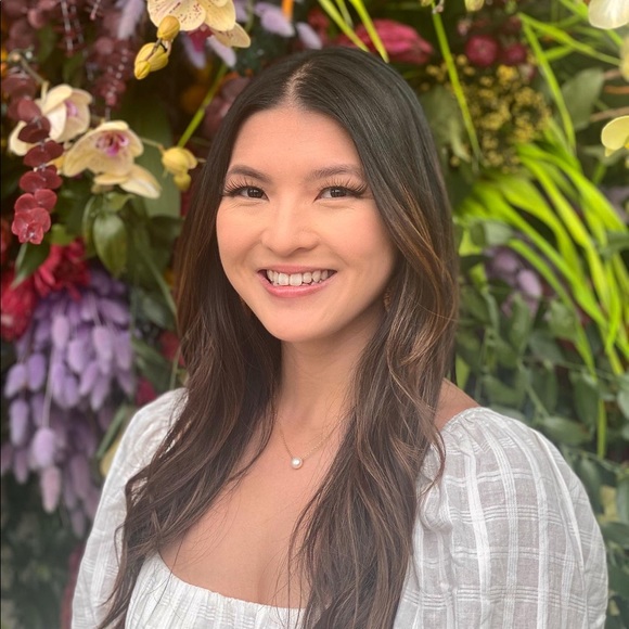 Meet your Posher, Lily - Picture 3 of 5